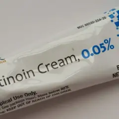 Tretinoin Cream 0.05% från Spear Dermatology Products. Receptbelagd kräm för hudvård.