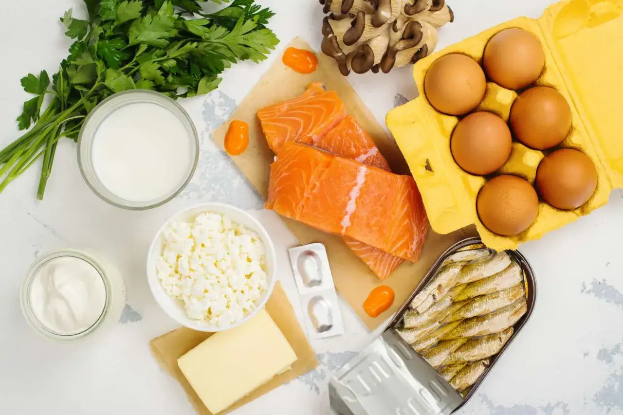 Fisk, &auml;gg, mejeriprodukter och svamp &ndash; bra k&auml;llor till D-vitamin f&ouml;r en stark kropp.